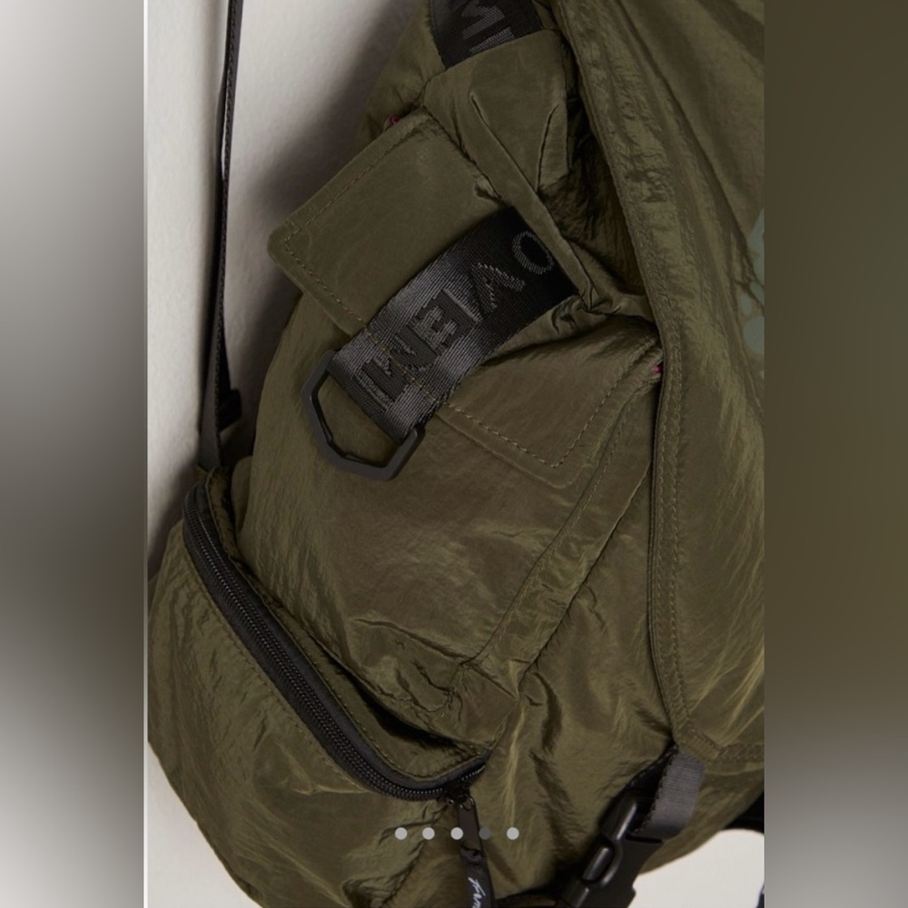 NWT Free People cool & cozy pack - Picture 3 of 10